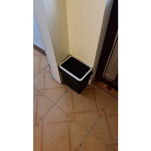 Thùng thiết kế tối giản, nên để được nhiều góc hẹp