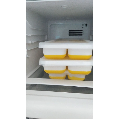 Chất lượng sản phẩm:tốt
Khay làm đá dễ lấy đá do dùng silicon dưới đáy.giá rẻ và chất lượng ,có nắp ăn toàn sử dụng