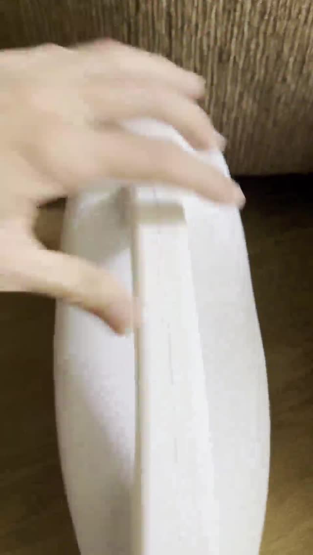 Thể tích 4.8l so với giá thành trên thị trường là tương đối, chất lượng sản phẩm ok, mùi hương giống Comfor nên rất ok 
